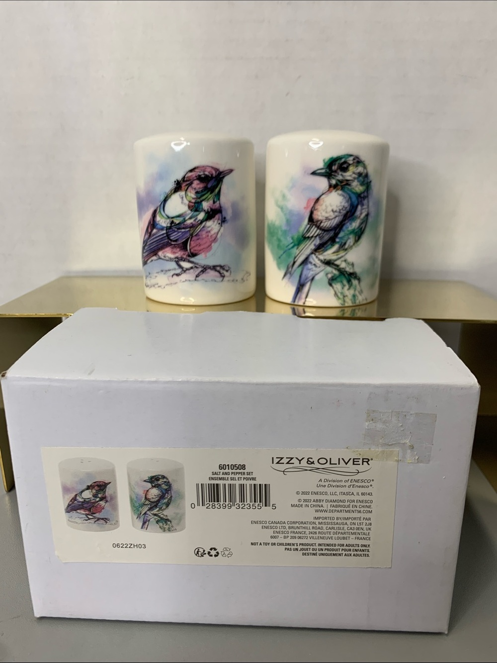 Ceramic Bird Salt and Pepper Shakers in Multicolor